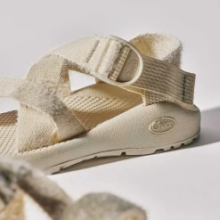 Chaco Women's Mega Z Wide-Strap Classic Fuzzy|Women Sandals